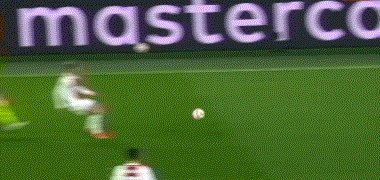 1635974316297002335.gif 世界杯比赛在线观看平台-【欧冠】狐媚染红罗伊斯点射 贾府3比1逆转多特出线