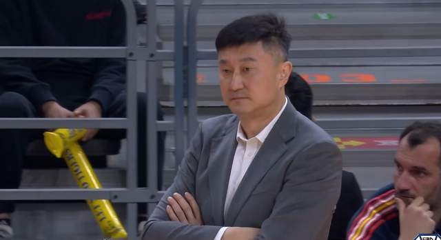 世界杯高清赛事直播地址-广东为何40分惨败?赛后杜锋给出了答案,没想到又甩锅了,真无语